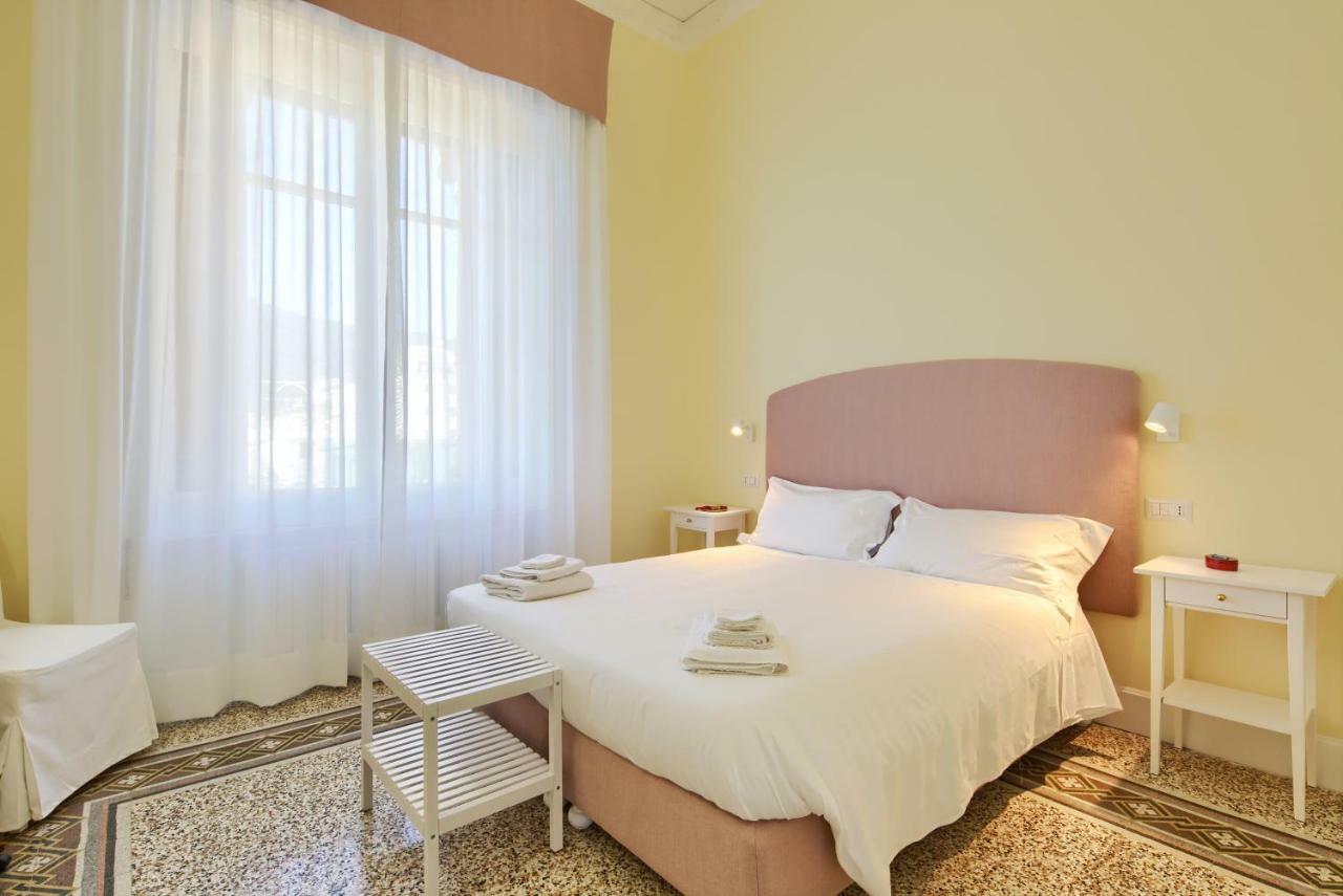 La Giulietta - Penthouse Salerno Exterior foto
